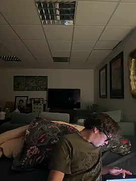 Snapshot of hardmecl chatting on December 2024 09:16:01 PM hardmecl online show from December 2024 09:16:01 PM