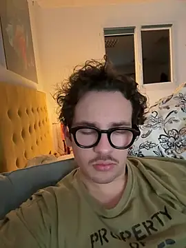 Snapshot of hardmecl chatting on March 2025 09:17:01 PM hardmecl online show from March 2025 09:17:01 PM