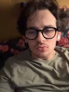 Snapshot of hardmecl chatting on March 2025 08:52:01 PM hardmecl online show from March 2025 08:52:01 PM