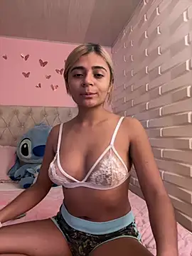 Snapshot of pamell_col chatting on December 2024 11:46:02 PM pamell col online show from December 2024 11:46:02 PM