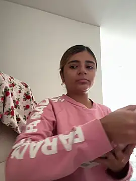 pamell col online show from November 2025 02:06:01 PM