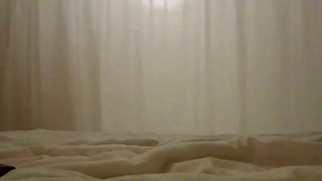 Snapshot of SallyCumLaude chatting on March 2025 06:58:01 AM SallyCumLaude online show from March 2025 06:58:01 AM