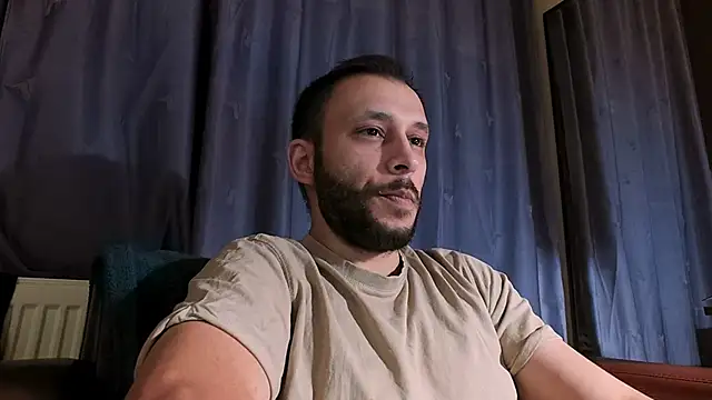 henryaxe online show from December 2024 11:35:02 PM