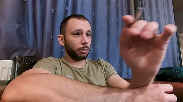 henryaxe online show from January 2025 11:49:01 AM