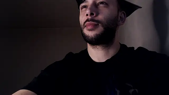 henryaxe online show from November 2025 12:42:01 AM