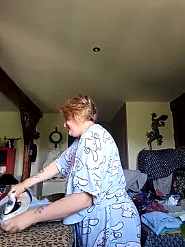 lady charlyne online show from May 2026 08:44:01 AM