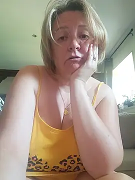 lady charlyne online show from May 2026 07:16:02 AM