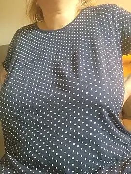 lady charlyne online show from May 2026 07:27:01 AM