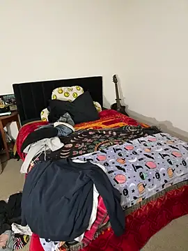 Snapshot of ketarisenup chatting on November 2025 10:14:02 PM ketarisenup online show from November 2025 10:14:02 PM