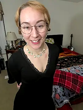 Snapshot of ketarisenup chatting on November 2025 11:05:01 PM ketarisenup online show from November 2025 11:05:01 PM