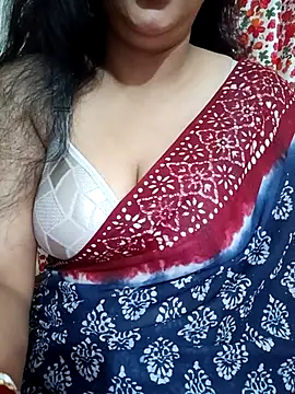 Snapshot of Priya_Boudi chatting on April 2026 06:24:02 PM Priya Boudi online show from April 2026 06:24:02 PM