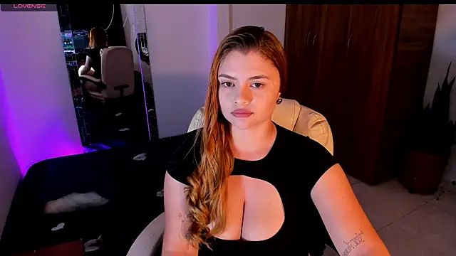 chloejones   online show from July 2026 03:08:02 PM
