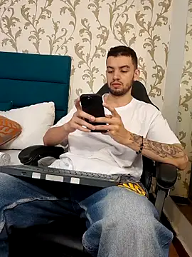 Michael magno online show from February 2026 08:45:01 PM