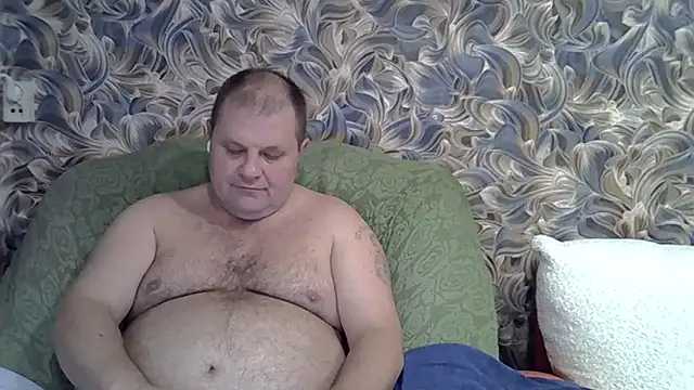 Nilola6 online show from November 2025 01:00:02 PM