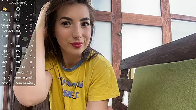 Fiery Brunette  online show from July 2026 02:09:02 AM