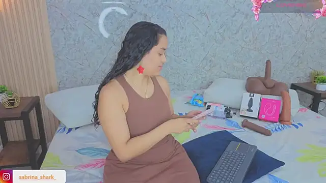 sabrina shark  online show from January 2026 02:38:01 AM