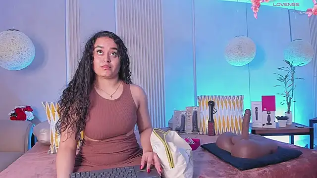 sabrina shark  online show from March 2026 02:28:01 AM