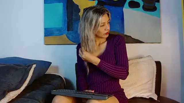 alana valdiri online show from February 2025 09:17:01 PM