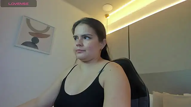 ayla13  online show from June 2026 03:25:02 PM