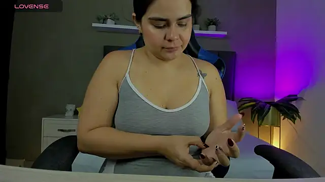 ayla13  online show from July 2026 04:57:02 PM