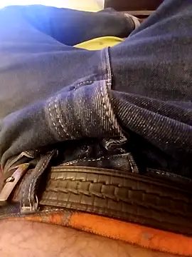 Snapshot of Alamleo36 chatting on October 2025 06:56:01 PM Alamleo36 online show from October 2025 06:56:01 PM