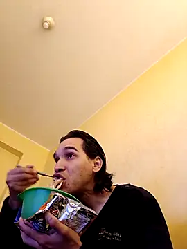 Snapshot of Alamleo36 chatting on October 2025 07:05:02 PM Alamleo36 online show from October 2025 07:05:02 PM