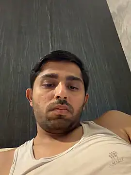 rhuh3991 online show from May 2026 07:03:01 AM