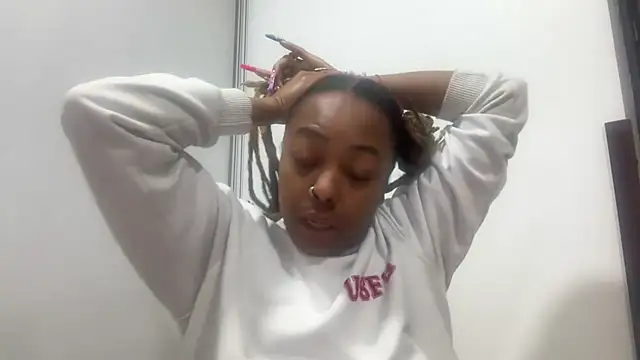 ChocolateCakeQueen online show from January 2026 02:06:01 AM