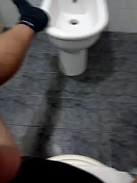 Mattias38 online show from October 2025 07:23:01 PM