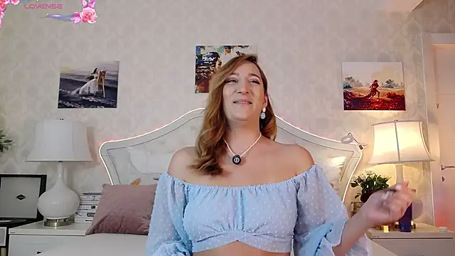 Snapshot of IreneHope chatting on May 2026 08:54:01 AM IreneHope online show from May 2026 08:54:01 AM