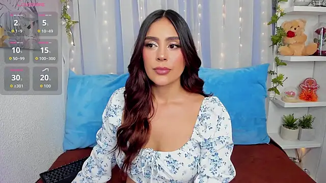 HazzelGray online show from October 2025 03:58:01 PM