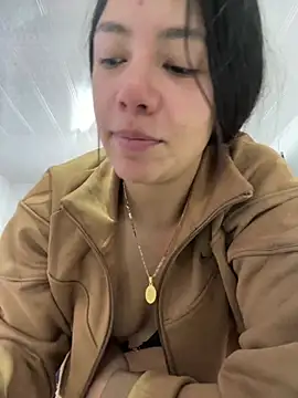 hannahb-e online show from March 2026 05:28:02 PM