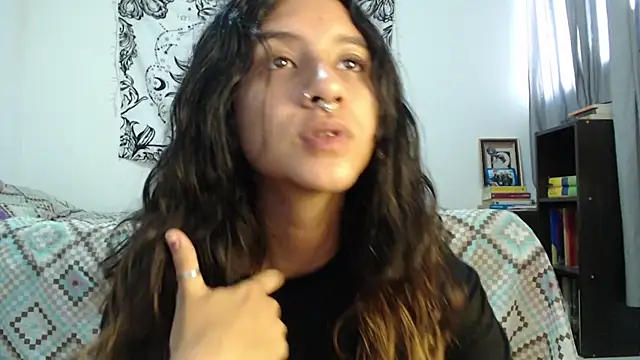 Snapshot of AlinaWoolf_ chatting on December 2024 01:44:02 PM AlinaWoolf online show from December 2024 01:44:02 PM