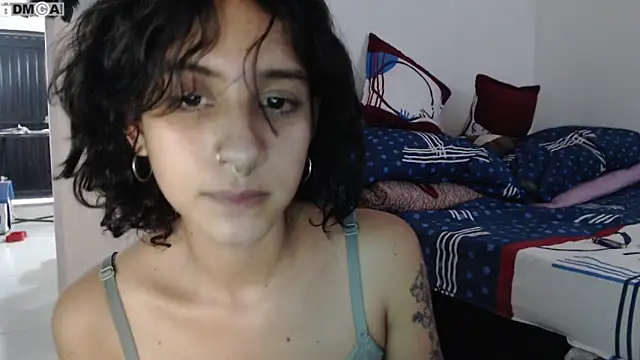 Snapshot of AlinaWoolf_ chatting on November 2025 07:03:01 PM AlinaWoolf online show from November 2025 07:03:01 PM