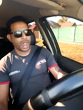 hecwil8 online show from October 2025 11:19:01 AM