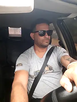 hecwil8 online show from November 2025 11:42:02 AM