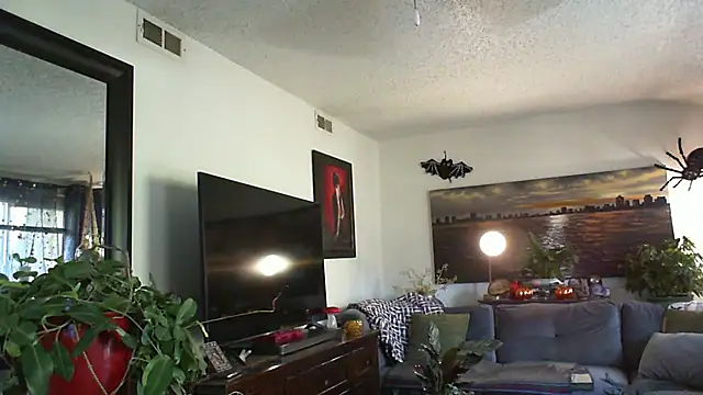 CeceilaMoon online show from October 2025 02:38:01 PM