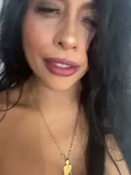 Snapshot of canela_10 chatting on September 2025 03:32:02 AM canela 10 online show from September 2025 03:32:02 AM