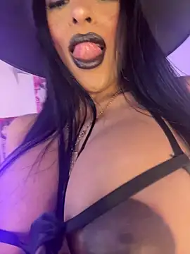 Snapshot of canela_10 chatting on November 2025 03:08:02 AM canela 10 online show from November 2025 03:08:02 AM