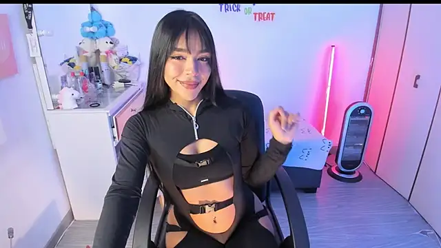 Snapshot of Michelle_se chatting on November 2025 03:47:02 PM Michelle se online show from November 2025 03:47:02 PM