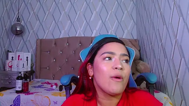 NicolleTaylor online show from February 2025 05:12:01 AM