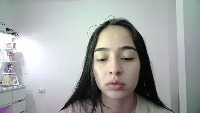 Snapshot of aineangeel chatting on January 2026 01:08:01 AM aineangeel online show from January 2026 01:08:01 AM