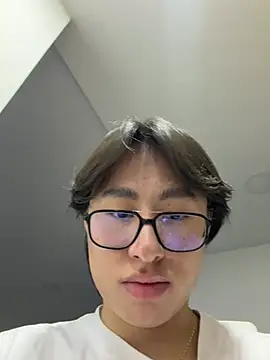 SrLuis18 online show from June 2026 11:09:02 PM