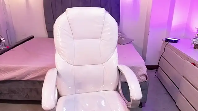 Snapshot of iam_sofiia chatting on February 2026 08:59:02 PM iam sofiia online show from February 2026 08:59:02 PM