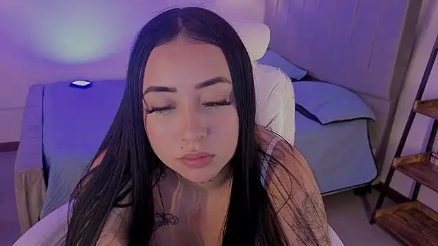 iam sofiia online show from July 2026 07:39:01 PM