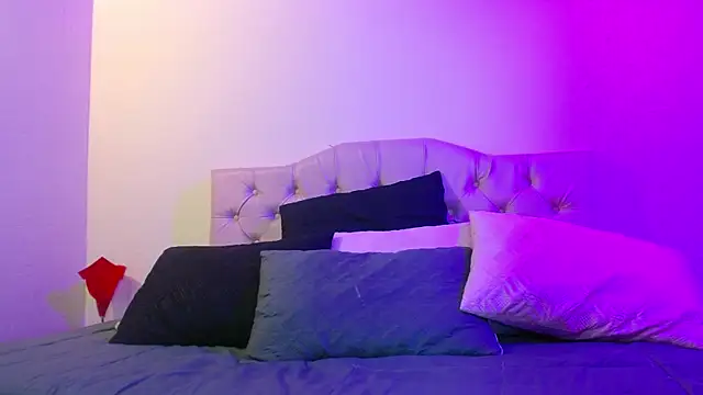 megan lover online show from July 2026 02:27:02 AM