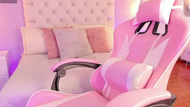 Brann tadzio online show from February 2025 07:38:01 PM