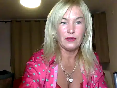 Snapshot of diana58 chatting on September 2025 04:21:02 PM diana58 online show from September 2025 04:21:02 PM