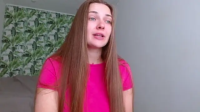 Olivia shine online show from September 2025 04:28:02 AM