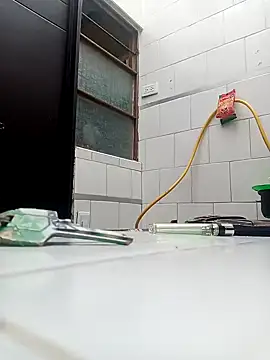 Snapshot of krvdeslalas29 chatting on January 2025 05:41:01 PM krvdeslalas29 online show from January 2025 05:41:01 PM